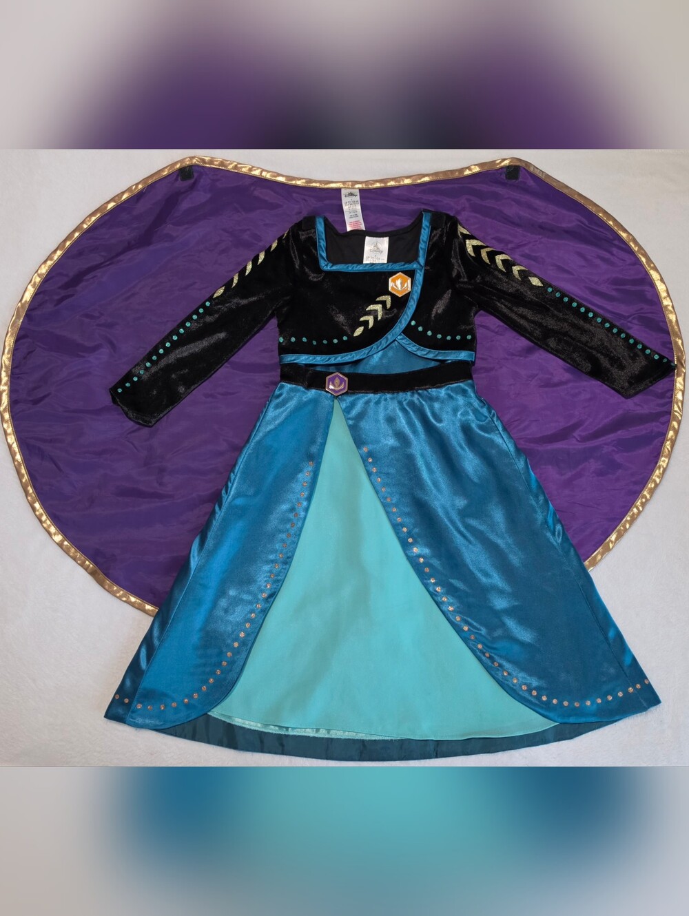 Disney Frozen Anna Costume Size 4Disney Frozen Anna Dress Costume with Cape